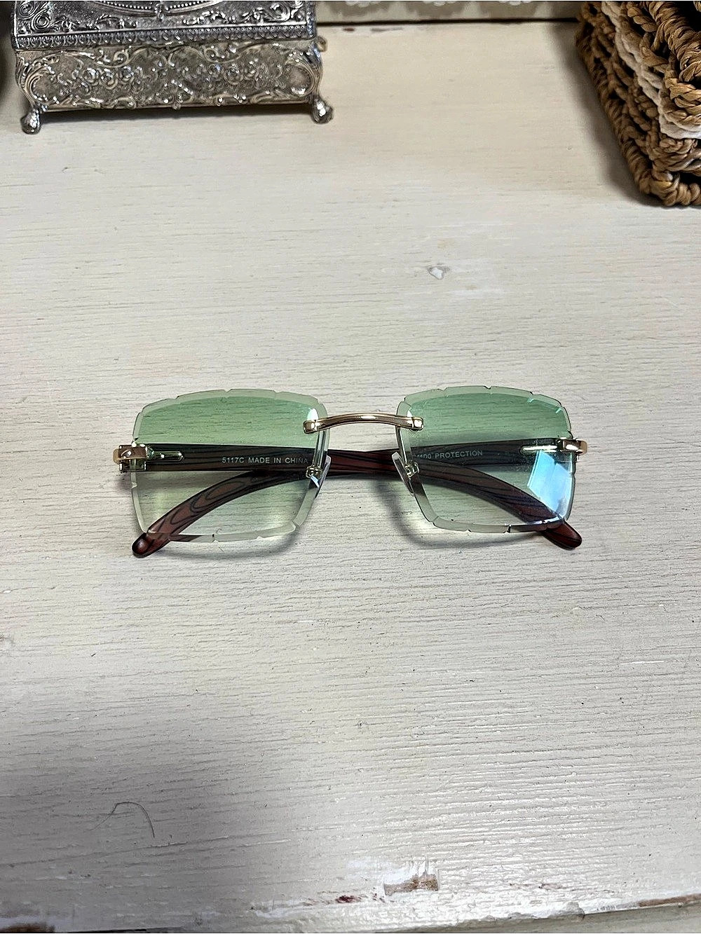 Rimless Green & Brown Gradient Sunglasses Like New